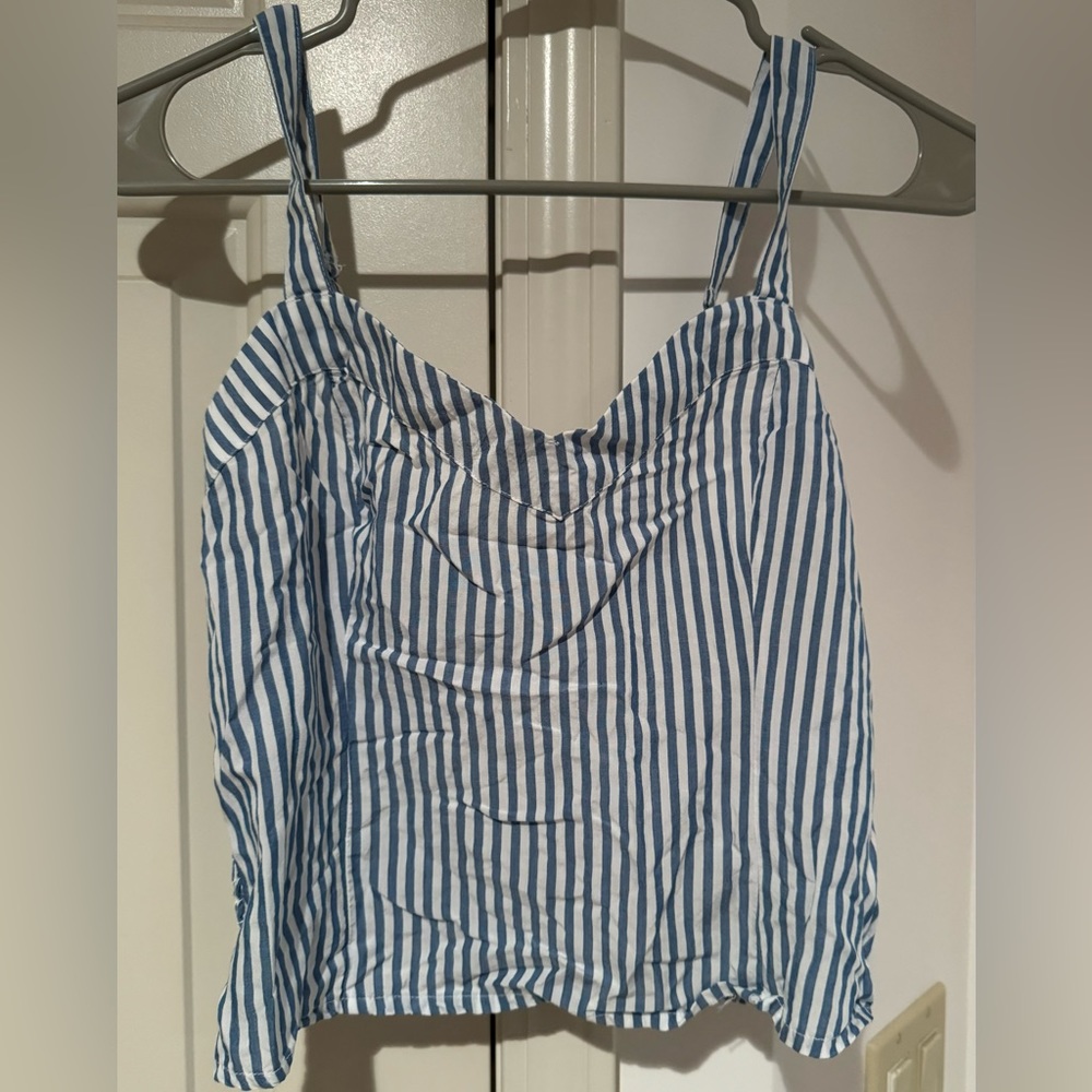 Abercombie & FITCH A&F blue white stripe pattern sleeveless top (Small)